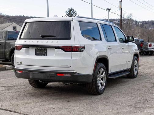 2022 Jeep Wagoneer Series I 4x4