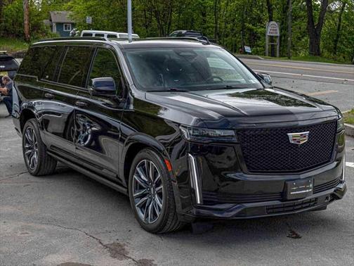 2022 Cadillac Escalade ESV Sport