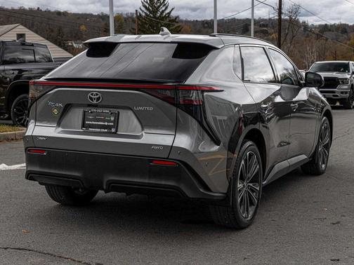 2024 Toyota bZ4X Limited