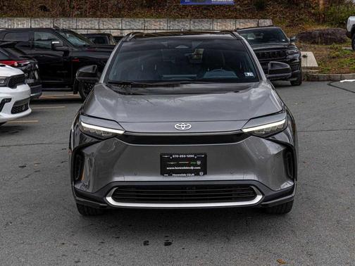 2024 Toyota bZ4X Limited
