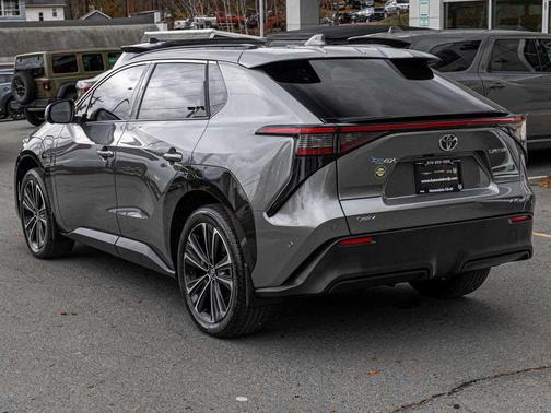 2024 Toyota bZ4X Limited