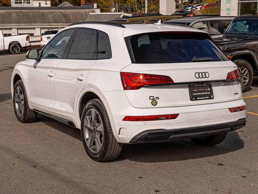 2025 Audi Q5 40 Premium