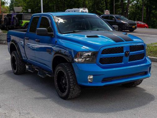 Hydro Blue Pearlcoat 2019 RAM 1500 Express