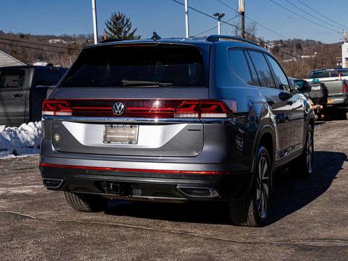 2024 Volkswagen Atlas 2.0T SE w/Technology 4MOTION