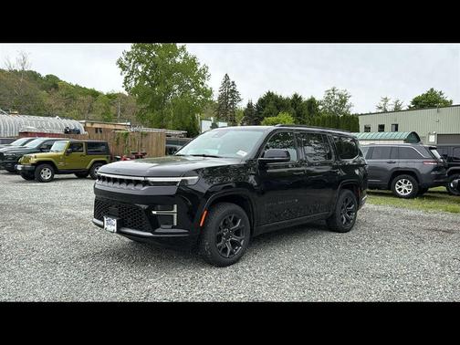 High Gloss Black 2026 Jeep Grand Wagoneer Limited Altitude 4x4