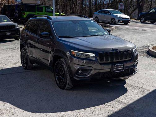 2023 Jeep Cherokee Altitude