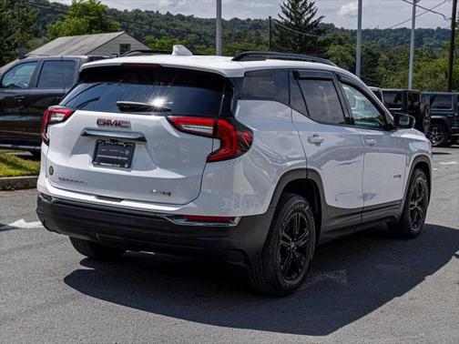 2022 GMC Terrain AWD AT4