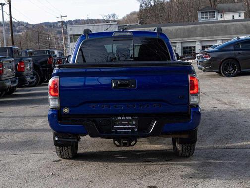 2023 Toyota Tacoma TRD Off Road