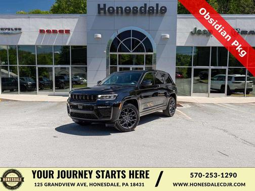 Diamond Black Crystal Pearlcoat 2026 Jeep Grand Cherokee Summit