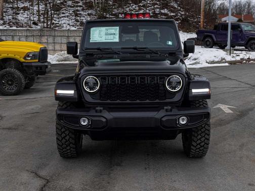 2026 Jeep Gladiator Willys 4x4