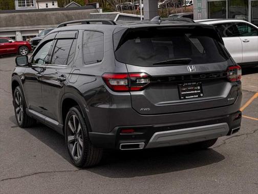 2023 Honda Pilot AWD Elite