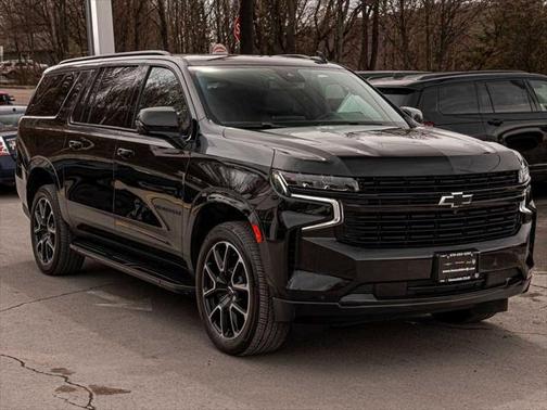 2024 Chevrolet Suburban RST