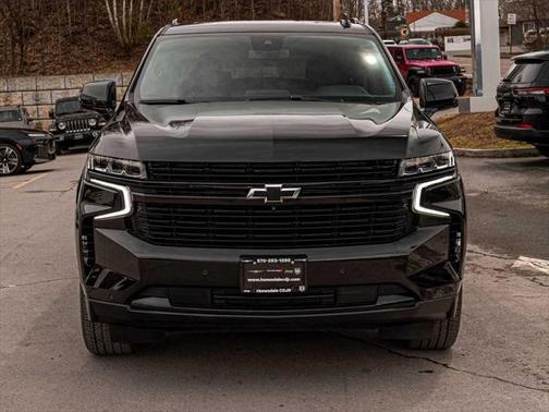 2024 Chevrolet Suburban RST