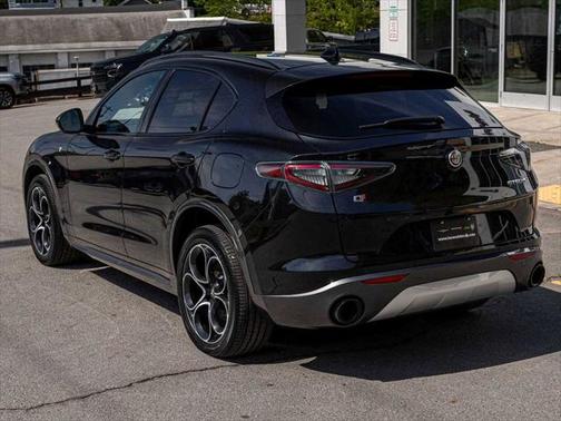 2024 Alfa Romeo Stelvio Ti