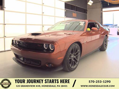 Sinamon Stick 2023 Dodge Challenger R/T Scat Pack