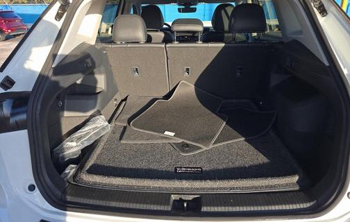 2025 Volkswagen Tiguan 2.0T SE 4MOTION