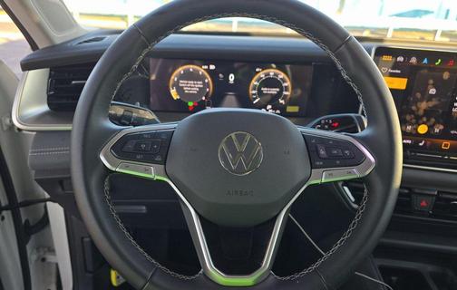 2025 Volkswagen Tiguan 2.0T SE 4MOTION