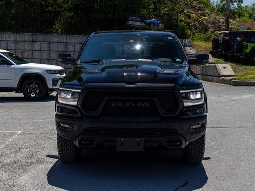 Diamond Black Crystal Pearlcoat 2023 RAM 1500 Rebel