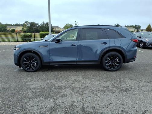 2026 Mazda CX-90 Premium