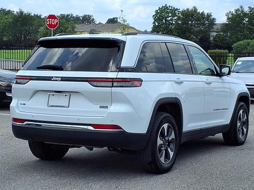 2023 Jeep Grand Cherokee 4xe Base