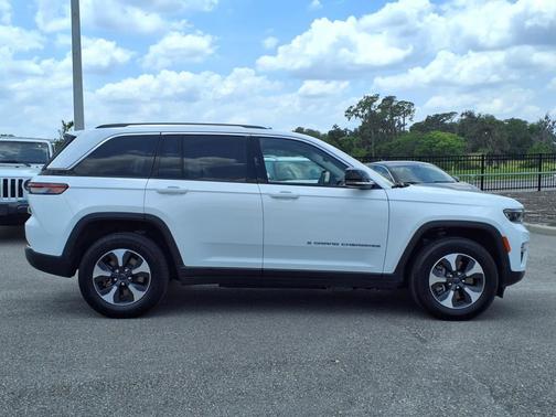2023 Jeep Grand Cherokee 4xe Base