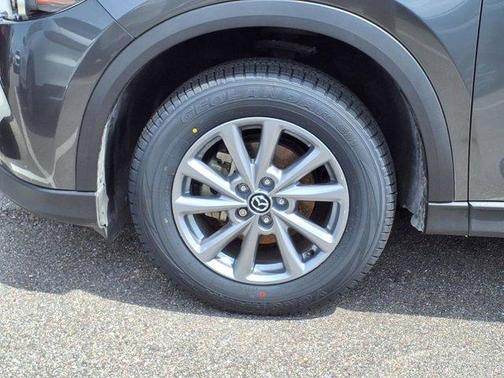 2023 Mazda CX-5 2.5 S Preferred Package