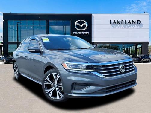 2021 Volkswagen Passat 2.0T SE