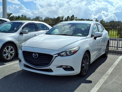 2018 Mazda Mazda3 Touring