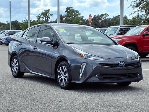 2020 Toyota Prius LE
