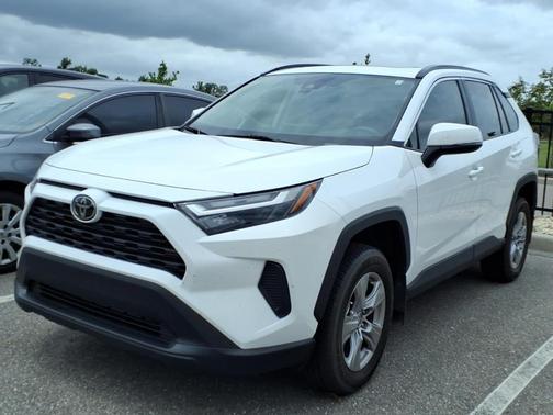 Ice 2025 Toyota RAV4 XLE