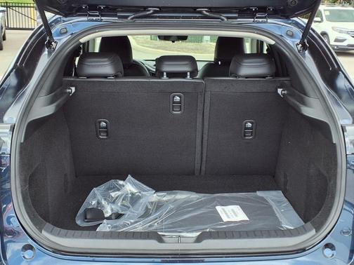 2025 Mazda CX-30 Select