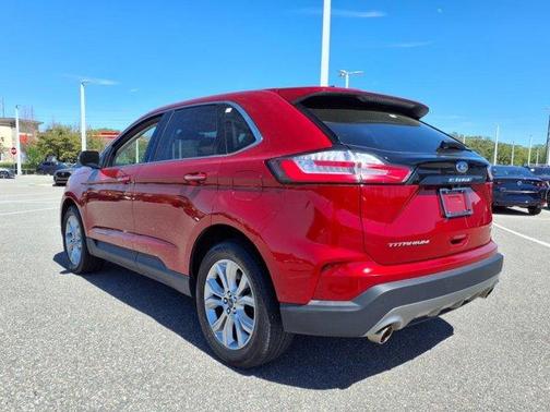 2023 Ford Edge Titanium