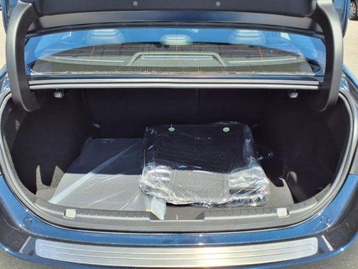 2025 Mazda Mazda3 FWD w/Select Package