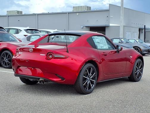 2025 Mazda MX-5 Miata RF Grand Touring