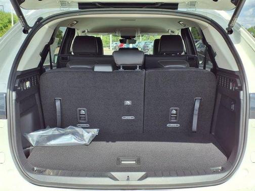 2025 Mazda CX-90 3.3 Turbo Select Package