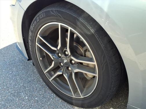 2020 Ford Mustang EcoBoost Premium