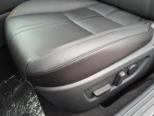 Jet Black Mica 2026 Mazda CX-50 2.5 TURBO PREMIUM PLUS