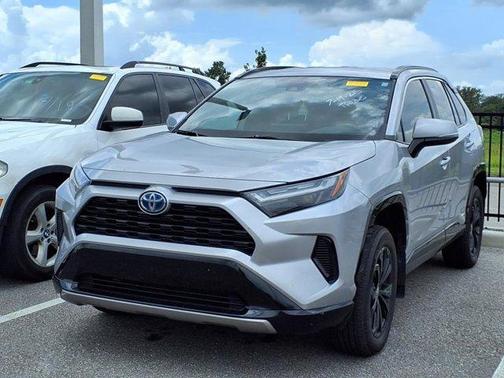 2024 Toyota RAV4 Hybrid SE