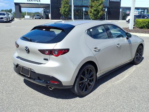 Platinum Quartz Metallic 2025 Mazda Mazda3 FWD w/Premium Package