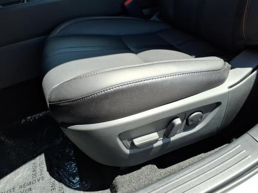 Machine Gray Metallic 2026 Mazda CX-50 2.5 S PREMIUM