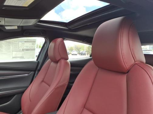 2026 Mazda Mazda3 2.5 S Carbon Edition