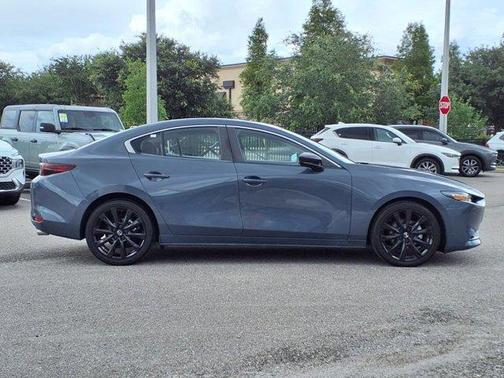 2023 Mazda Mazda3 2.5 S Carbon Edition