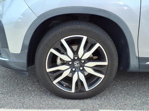 2020 Honda Pilot Touring 7-Passenger