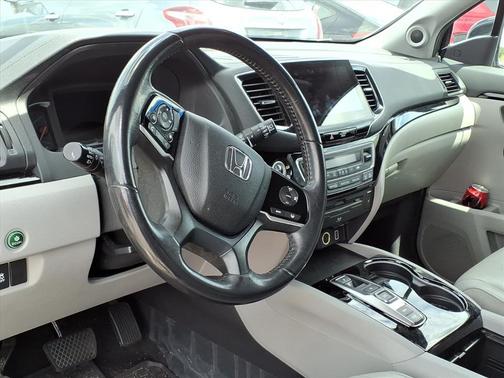 2020 Honda Pilot Touring 7-Passenger