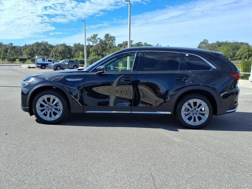 2026 Mazda CX-90 Premium Plus