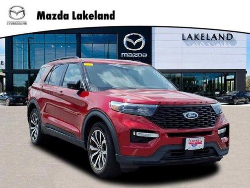 2022 Ford Explorer ST-Line