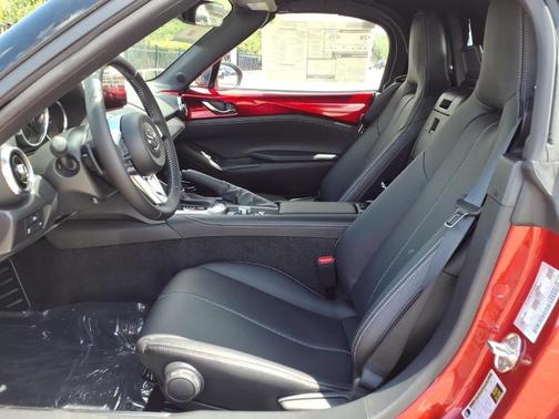 Soul Red Crystal Metallic 2026 Mazda MX-5 Miata Grand Touring
