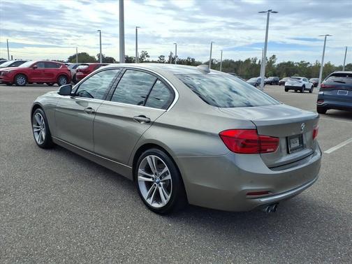 2018 BMW 330 i