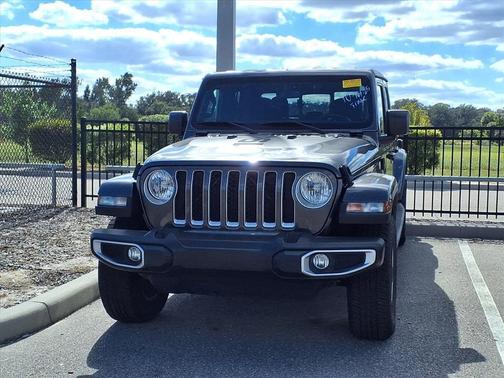 2021 Jeep Gladiator Overland