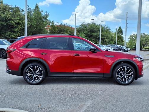 2025 Mazda CX-70 PHEV Premium Package